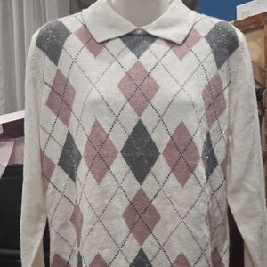 Alfred Dunner Cream, Pink and Gray Argyle Sweater, M